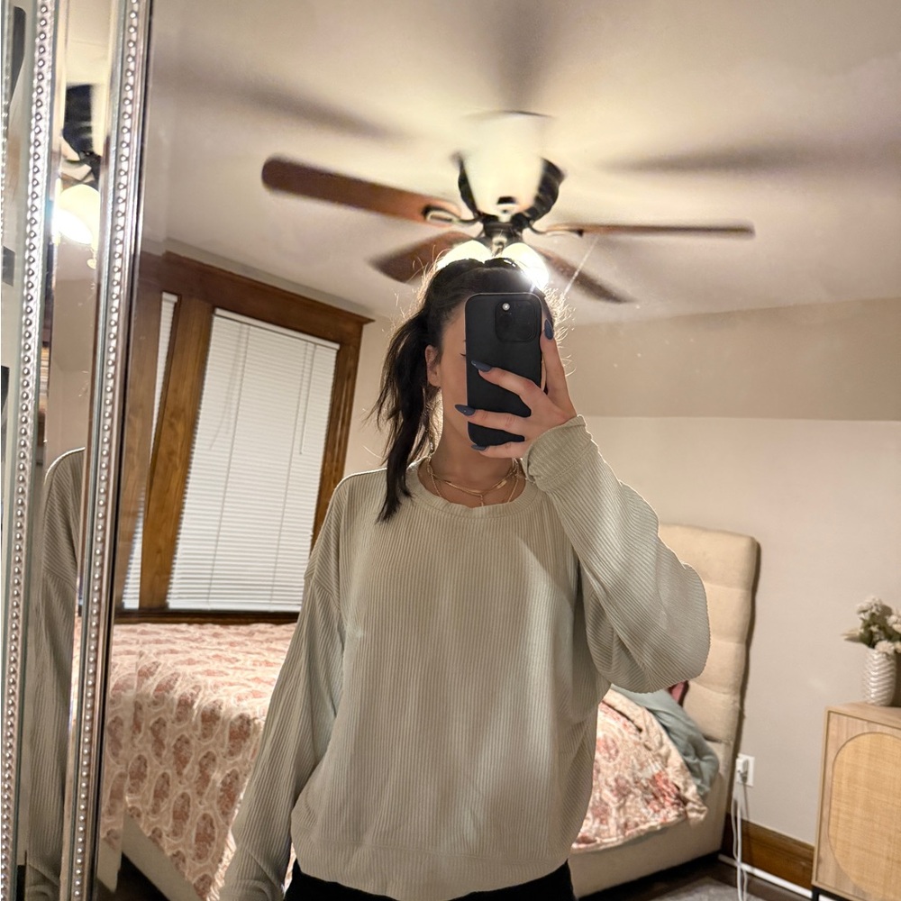 Alfani Cream Long Sleeve Tee Classic Comfort